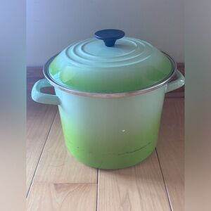 Vintage Le Creuset green enamaled steel stock pot, 6qt, minor chips/boil flaws